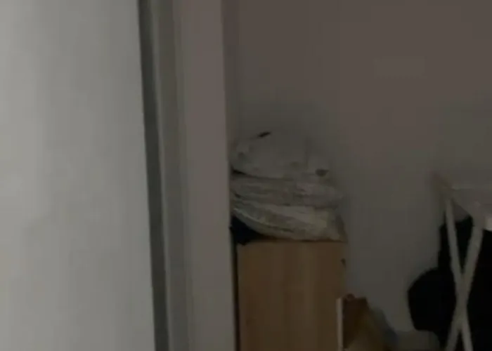 Cozy And Well Furnished Near The Seaside Apartment Golem (Tirana)