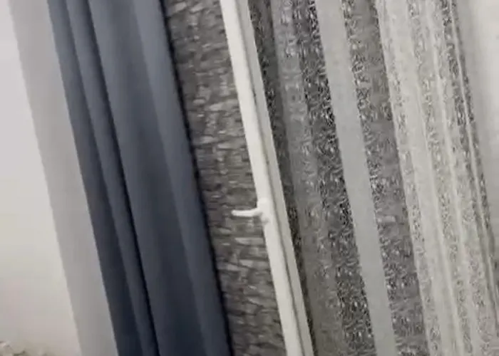 Apartment Cozy And Well Furnished Near The Seaside