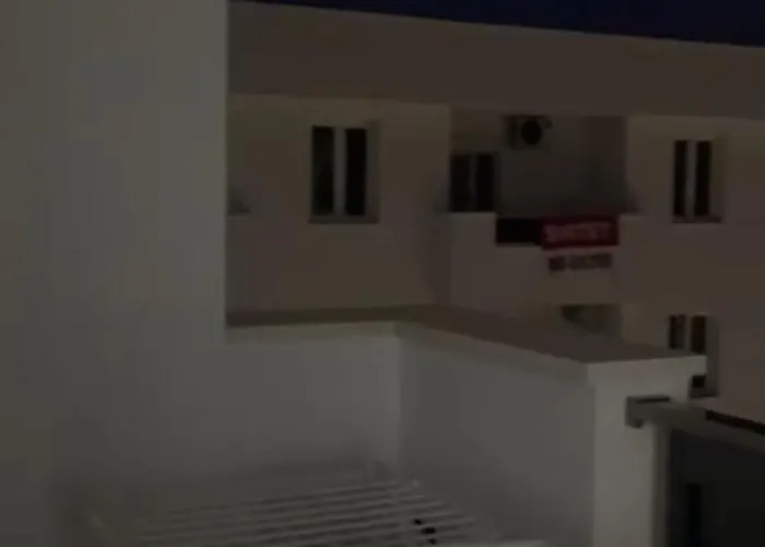 Cozy And Well Furnished Near The Seaside *